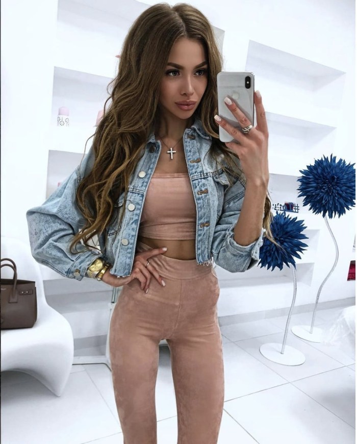 Nadezhda Bazhenova 09/14/1995