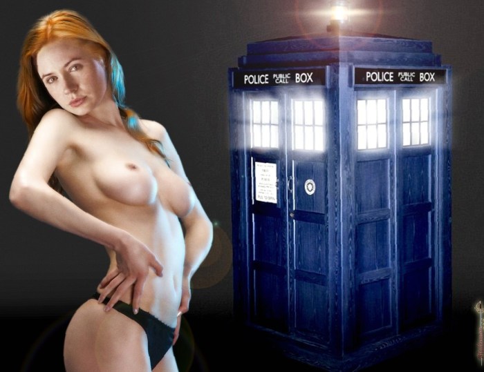 Karen Gillan Naked in Cinema