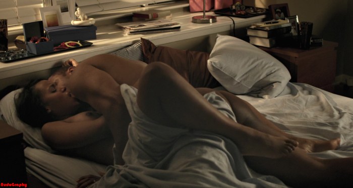 Kerry Washington is naked