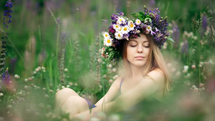 Girls pose in nature