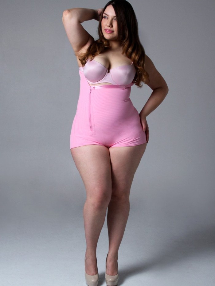Victoria Kubeshko Model Plus Saiz