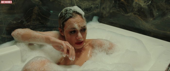 Alexandra Cherkasova-servant Nude