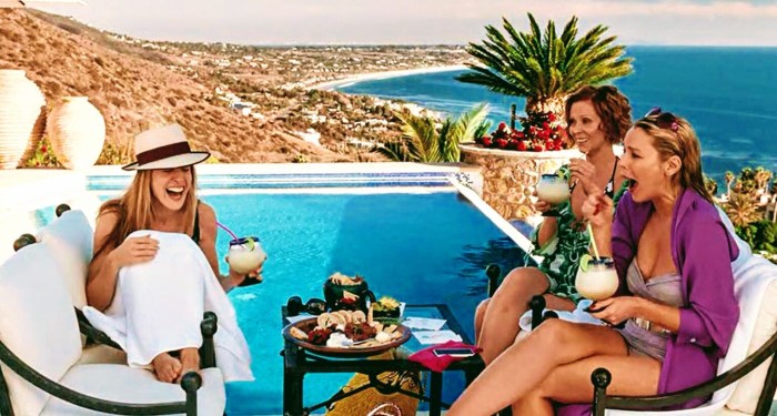 Samantha Jones in Abu Dabi