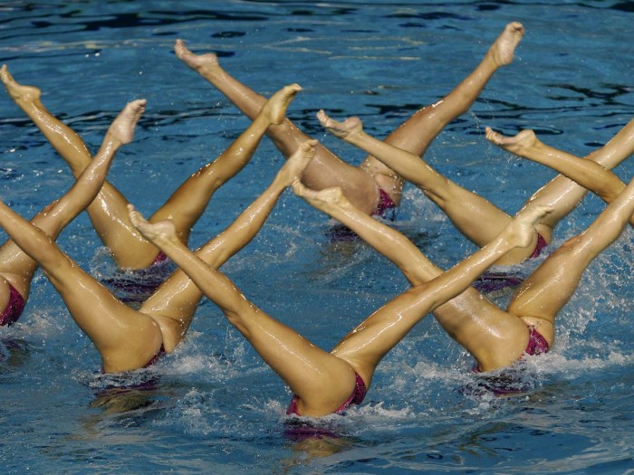 Synchronous swimming naked