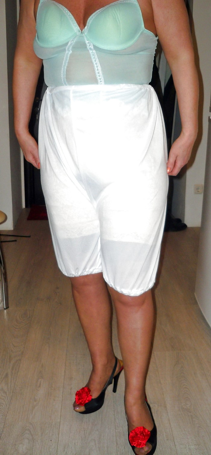 Pantalones on women volume 9