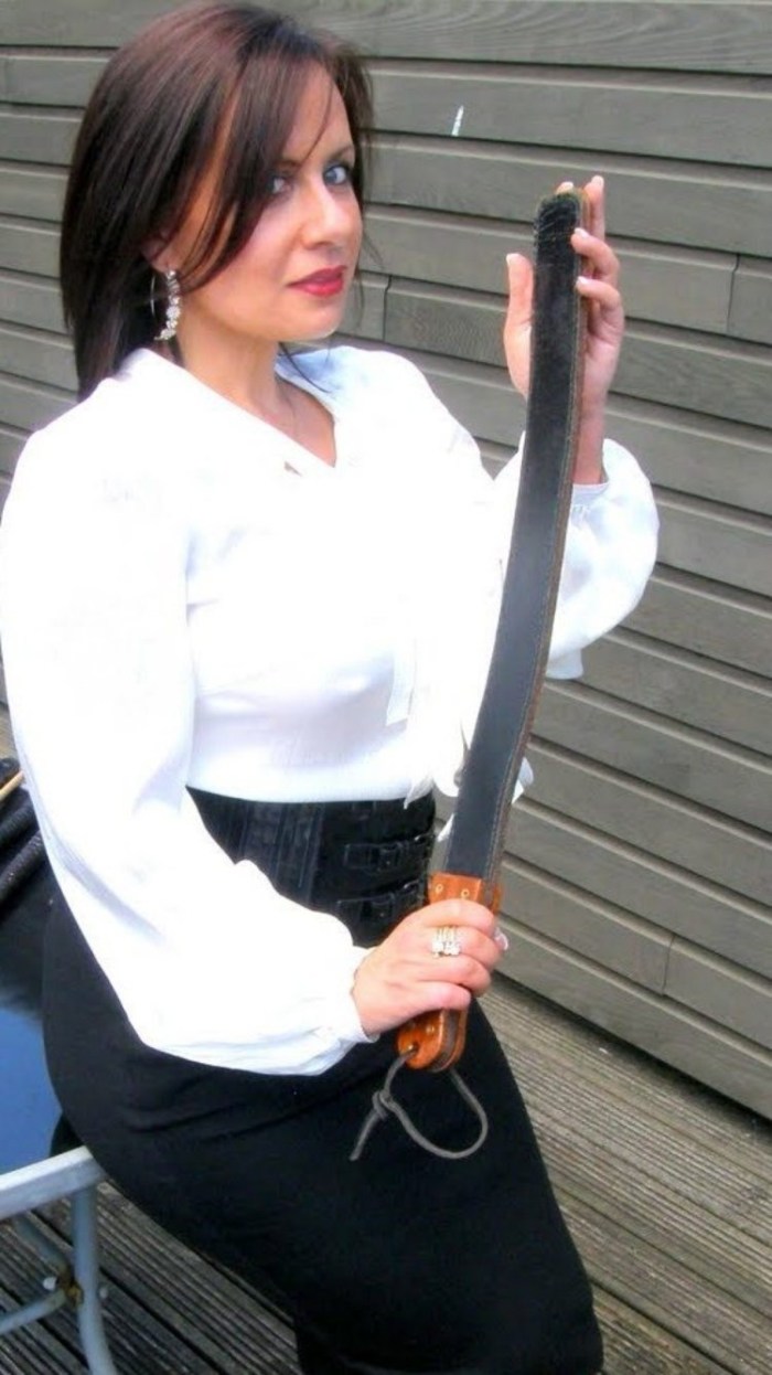 Sabrina Little Witch Cat Salem