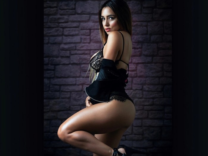 Dark wallpapers of the girl