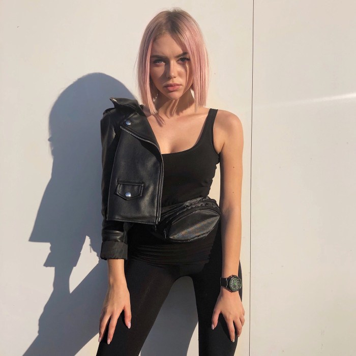 Group KIS-kis Alina Olesheva