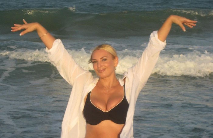 Bastia Roussian Wumen Svetlana to Naked