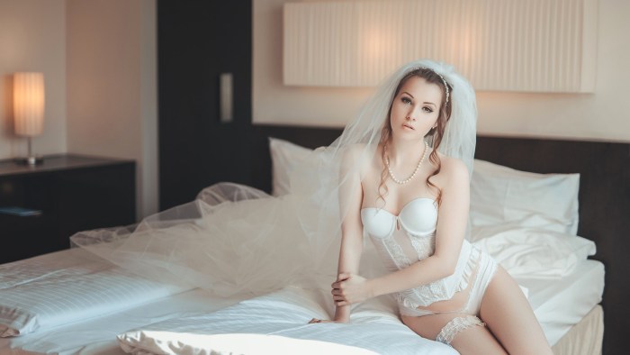 The bride on the bed