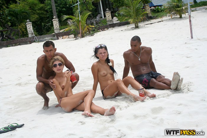 WIFE Vacation with Her Lover Private XXX