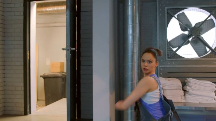 Mila Sivatskaya in underwear in the series Grand Hotel