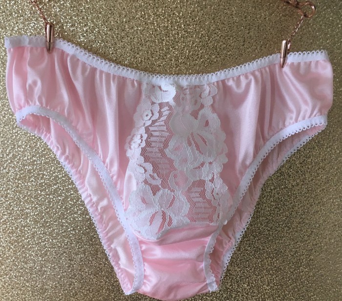 Types of female panties