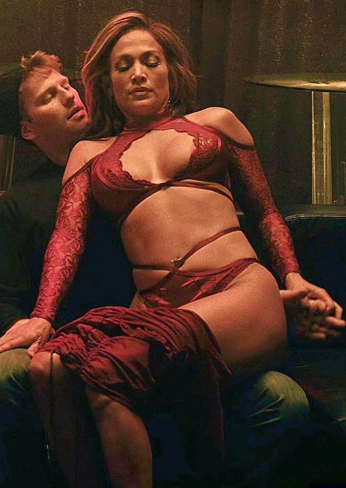 Jennifer Lopez Naked in the film a fan