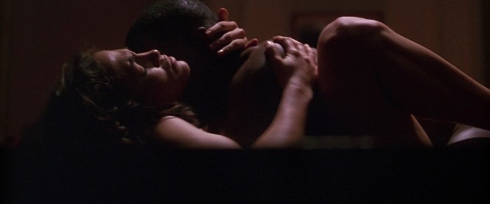 Erotic scenes actress Jennifer Lopez