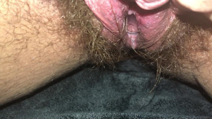 Eating and Licking A 3 Day Unwashed Smegma Hairy Pussy