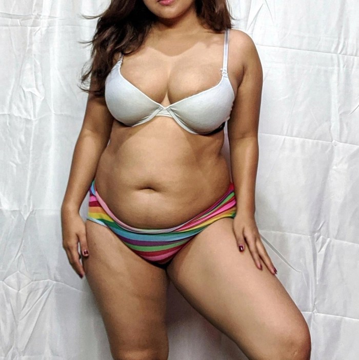 The lush beauty of Chubby :: Lush Beauty :: Momokun :: Miscellaneous