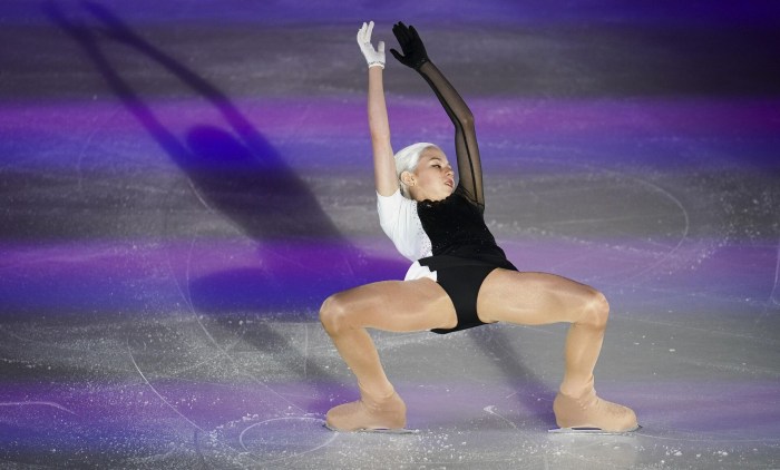 Trusova skater cantilever