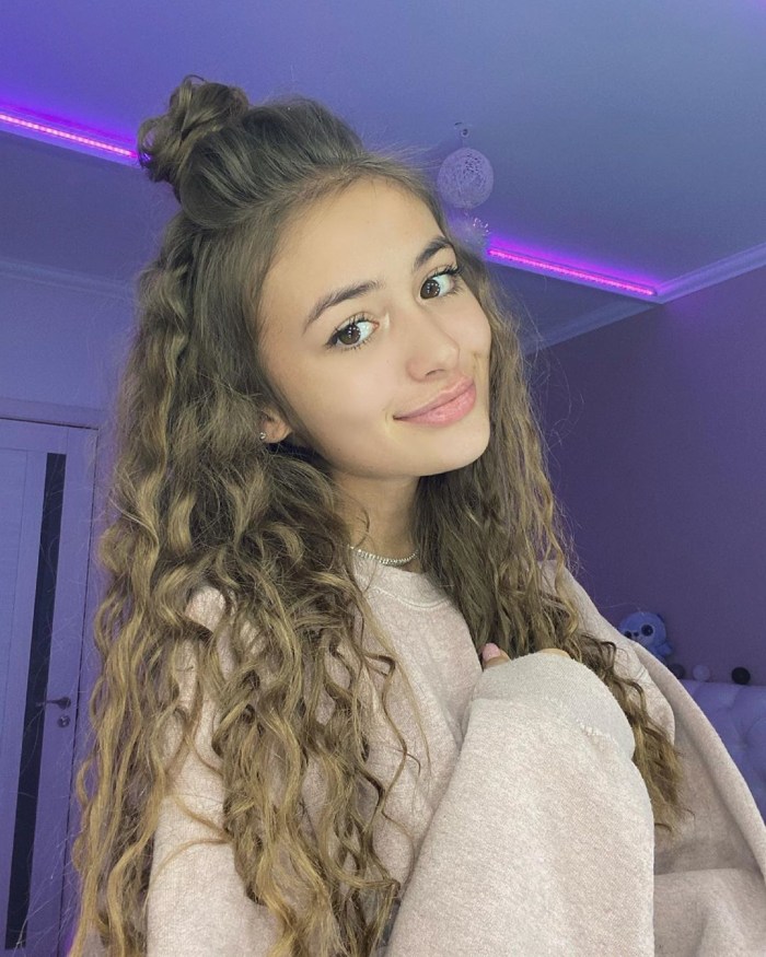 Juliana with coast Instagram