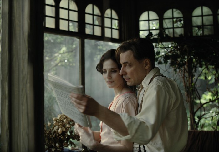 Cross -embroidery scheme of bullfinch