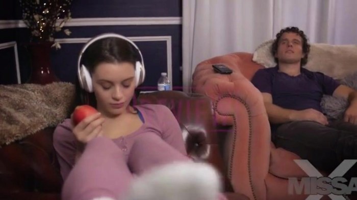 Gabrielle Epstein +18