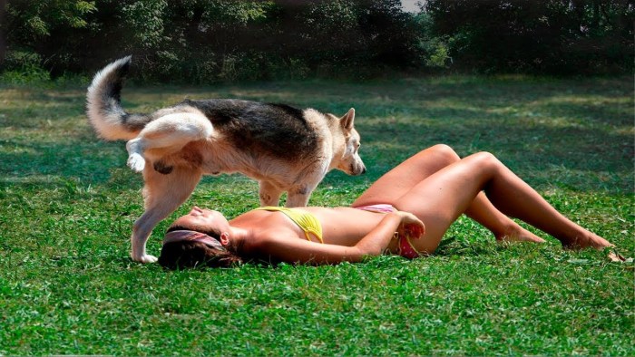 Girls with not shaved legs