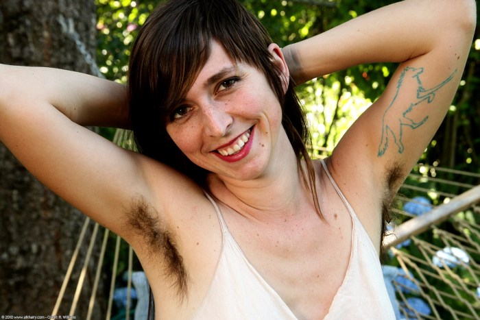 Red puffs in pantyhose