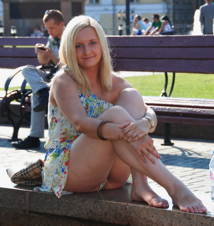 Grennie Masters under a skirt