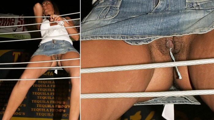 Miley Cyrus without panties