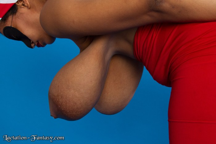 Big natural breasts hanging