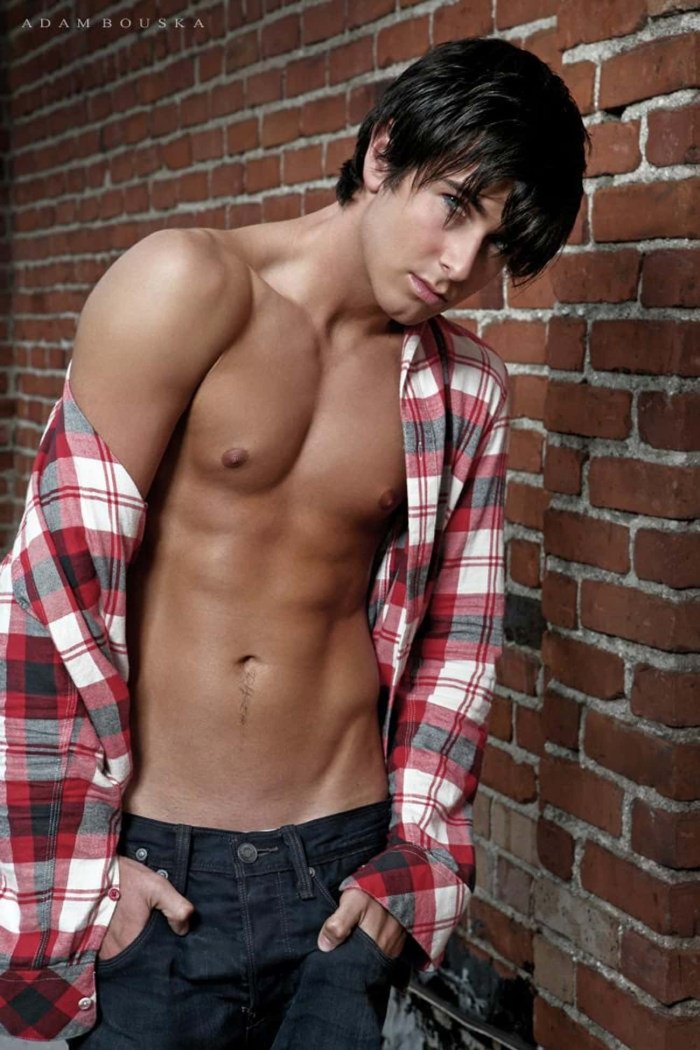 Brandon Cole Bailey Naked