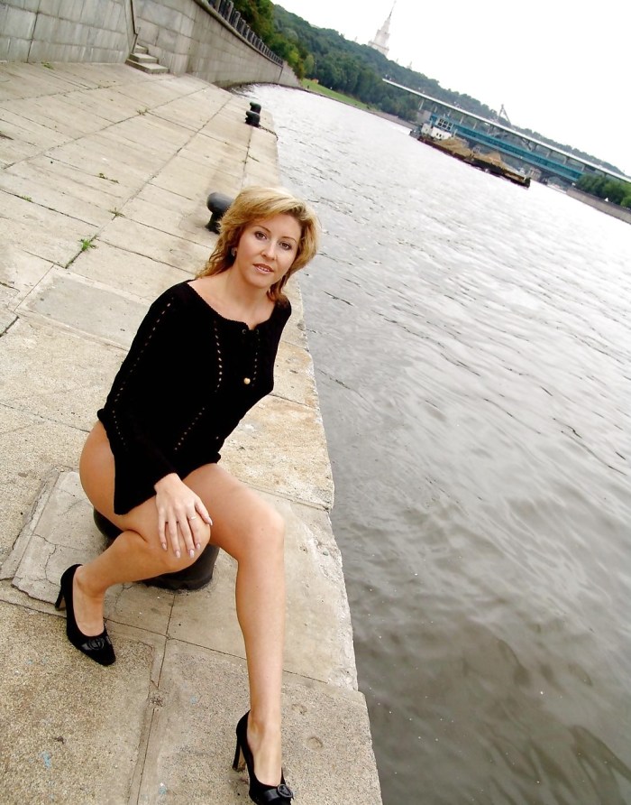 Girlfriends in the village