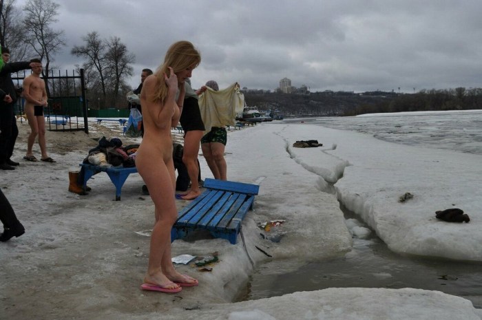 Girls naked in winter in the snow