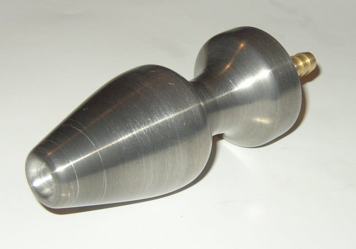 Anal plug with holes
