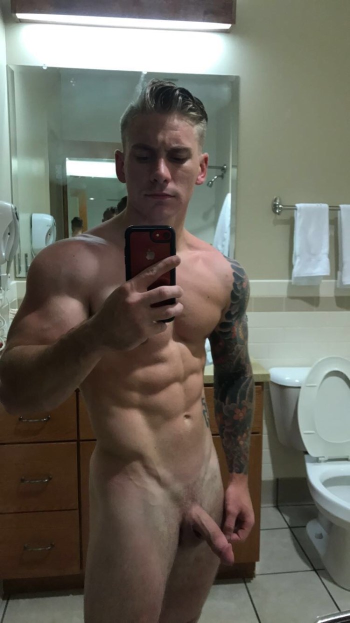 Gay Men Nude Amateur Selfie