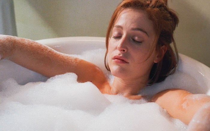 Gillian Anderson scene in films