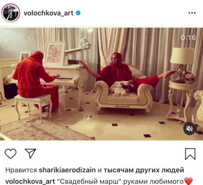 Photoshoot on the background of the temple