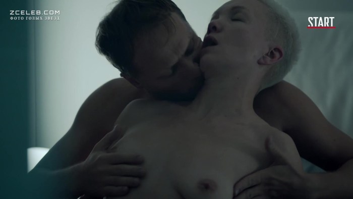 Yana Guryanova is naked