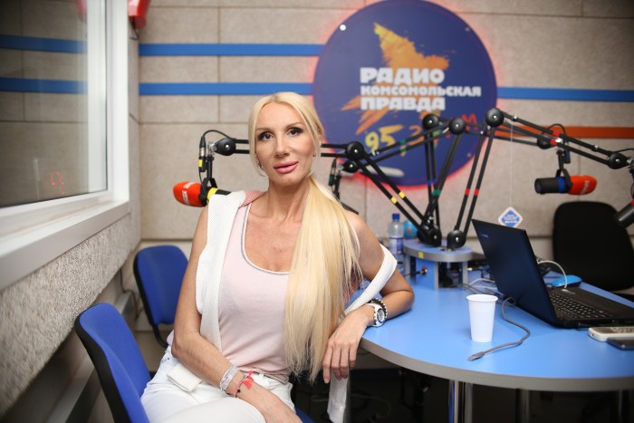 Larisa Sladkova is the host