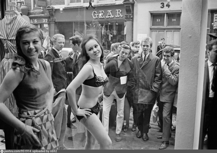 Carnaby Street 1966