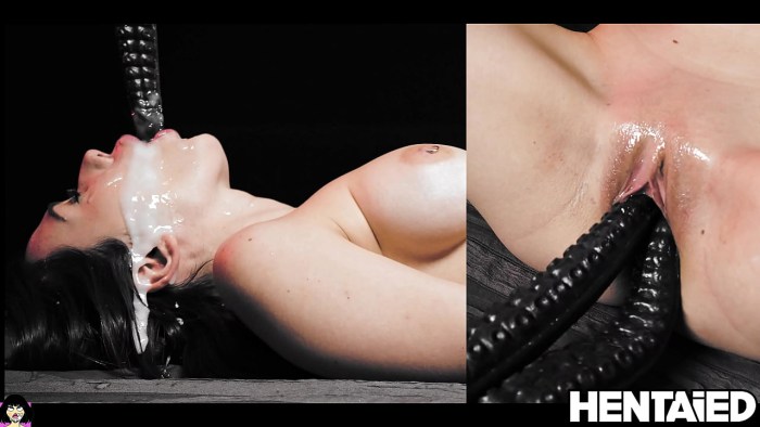 Sasha Rose opened vagina