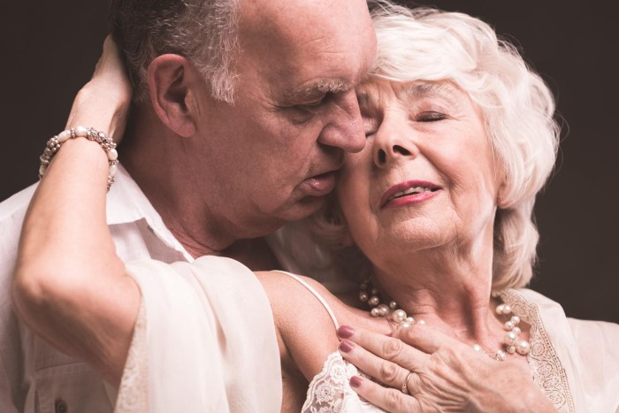 Intimate desires of the elderly