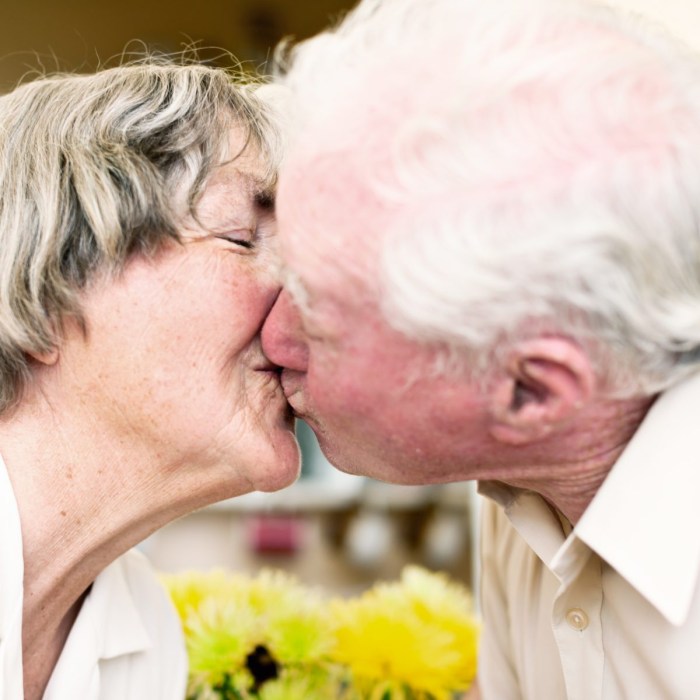 Kiss the elderly