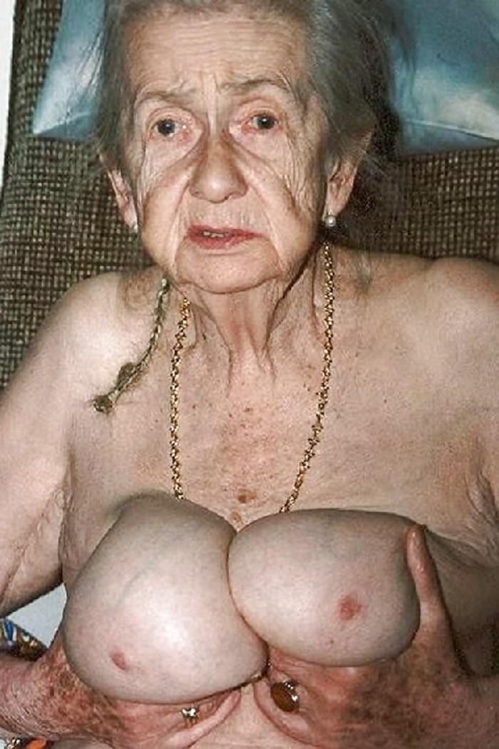 Very old naked old women