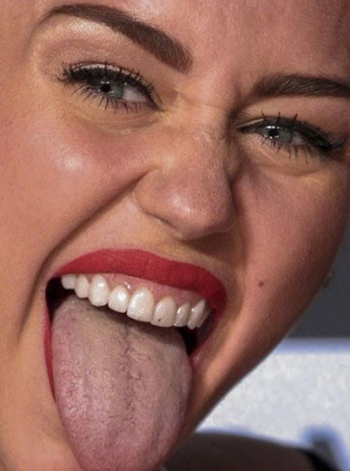 Miley Cyrus close -up