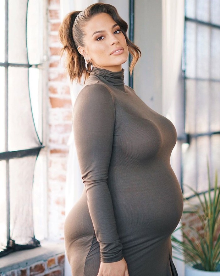 Pregnant Ashley Graham