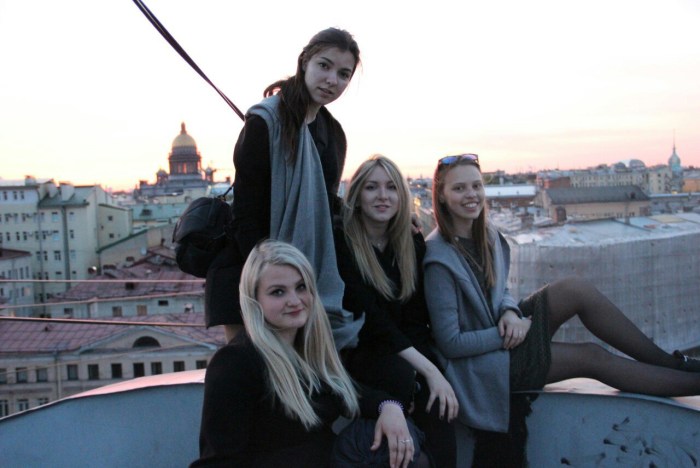 Elvira Bolgova Island of Unnecessary People