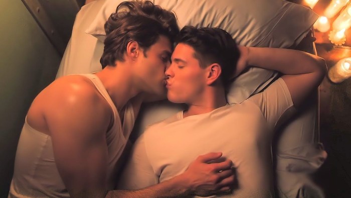 Kevin Keller Riverdale kisses