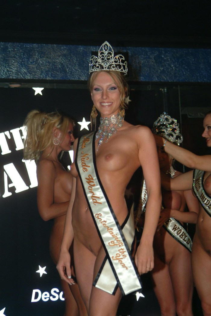 Miss Naked Striptez Show