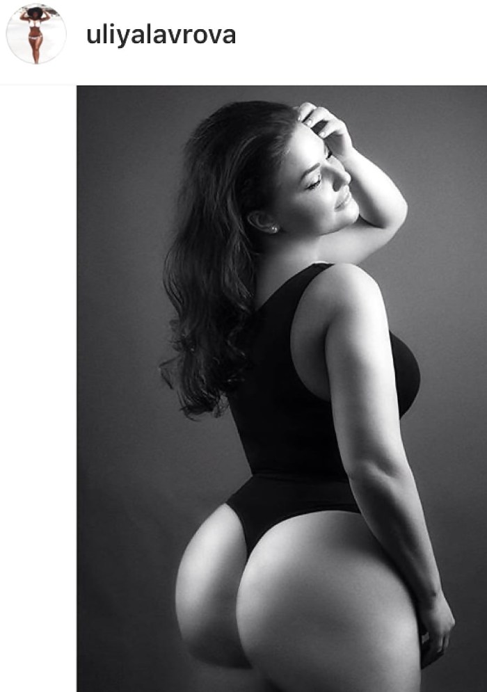 Plus saz Julia Lavrova